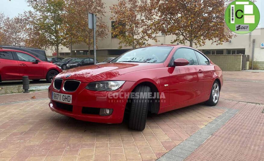 BMW Serie 3 Coupé 320i