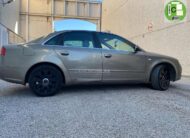 AUDI A4  S line 2.0 130cv 4p