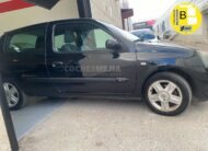 RENAULT Clio 1.2 16v Community