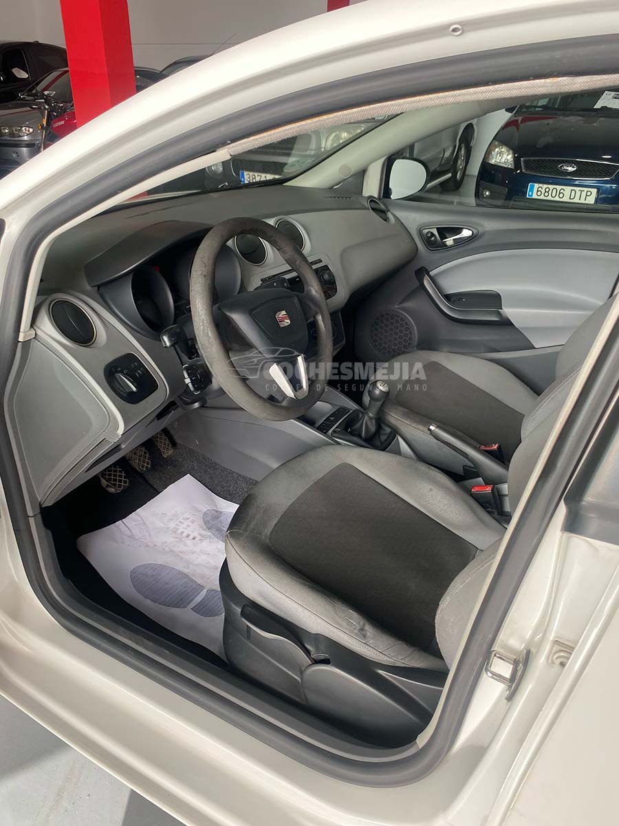 SEAT Ibiza 1.4 16v Reference