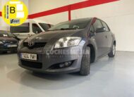 TOYOTA Auris 2.0D-4D Luna