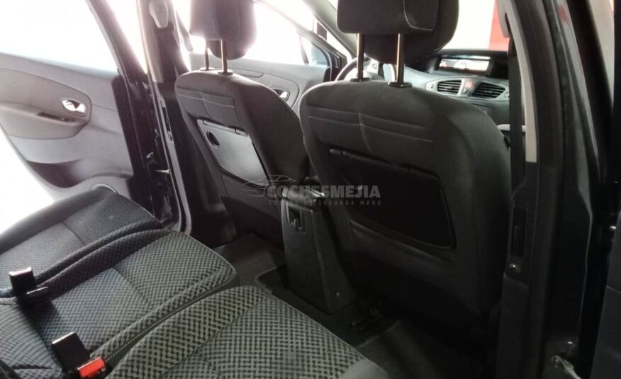 RENAULT Grand Scenic Bose Edition dCi 130 7 plazas