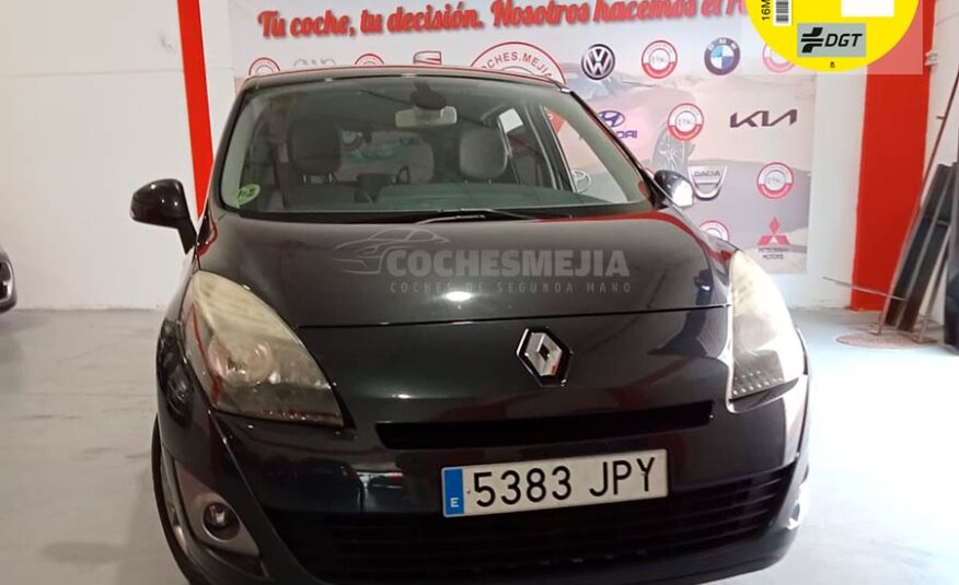 RENAULT Grand Scenic Bose Edition dCi 130 7 plazas