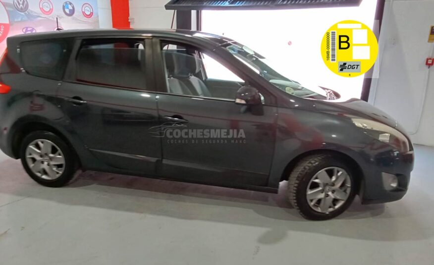 RENAULT Grand Scenic Bose Edition dCi 130 7 plazas