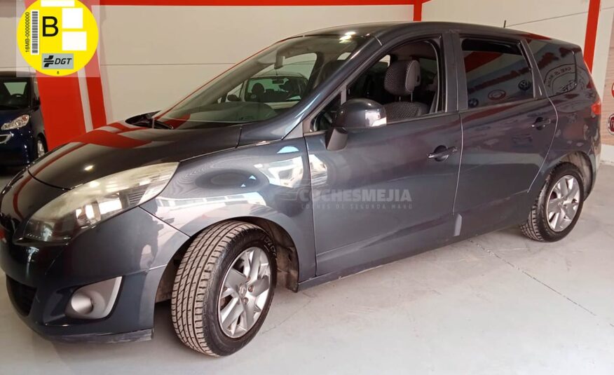 RENAULT Grand Scenic Bose Edition dCi 130 7 plazas