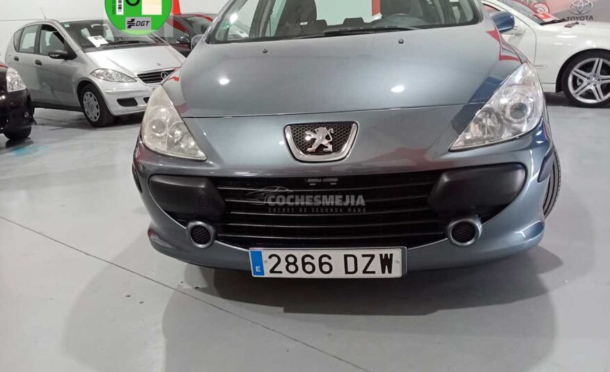 PEUGEOT 307 1.6 DSign