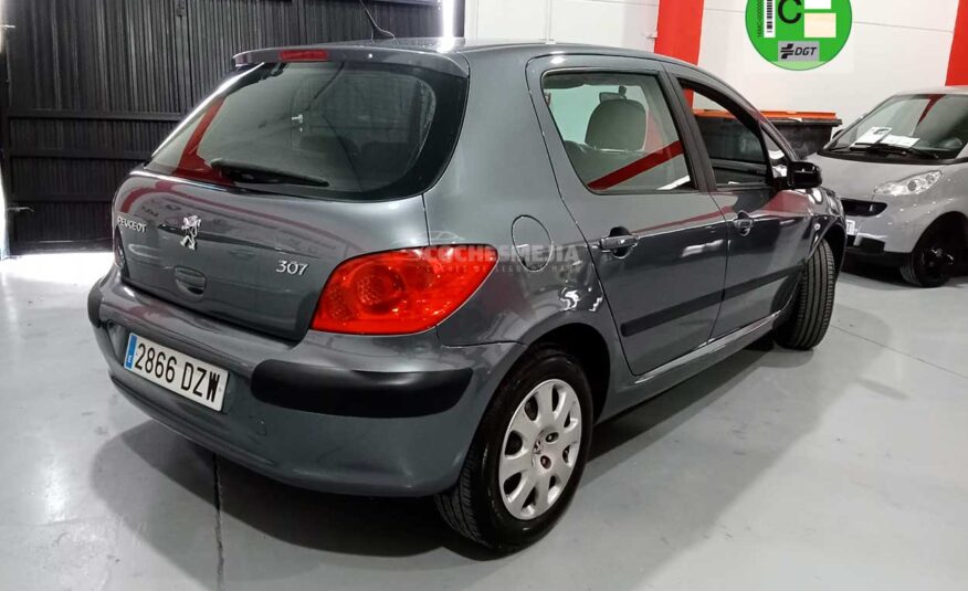 PEUGEOT 307 1.6 DSign