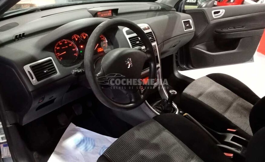 PEUGEOT 307 1.6 DSign