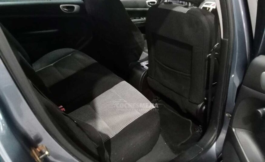 PEUGEOT 307 1.6 DSign