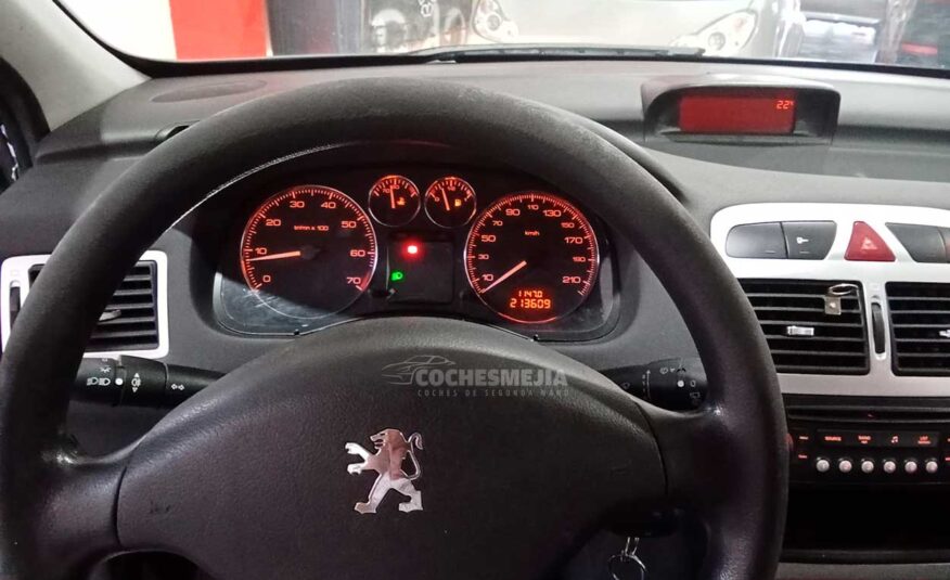 PEUGEOT 307 1.6 DSign