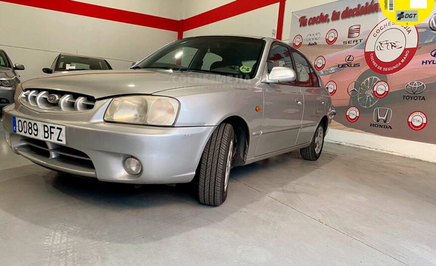 HYUNDAI Accent 1.5i GLS 16v