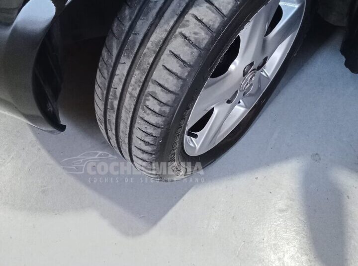 TOYOTA Yaris 1.3 VVTi Yaris