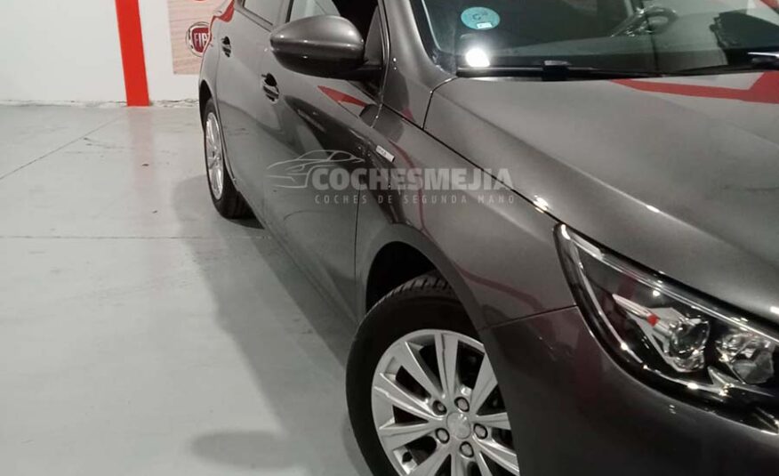 PEUGEOT 308 5p Allure PureTech 1.2 SS 6