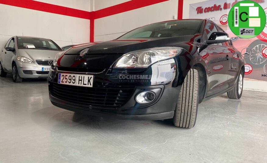 Renault Mégane Berlina Authentique 1.6 16v 110cv