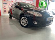 Renault Mégane Berlina Authentique 1.6 16v 110cv