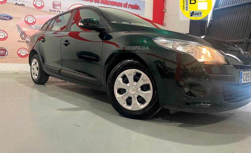 RENAULT Megane Grand Tour Emotion 2008 1.5DCI105 eco2
