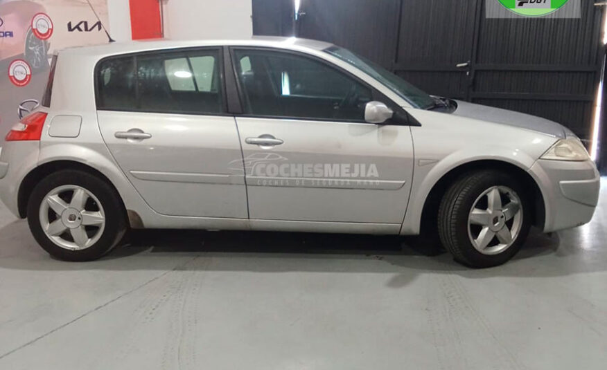 Renault Megane Emotion  1.4 16v