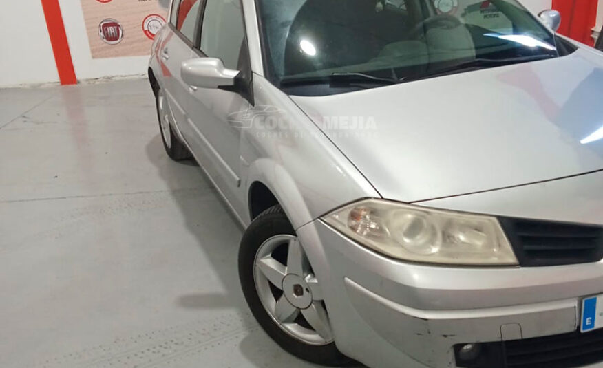Renault Megane Emotion  1.4 16v