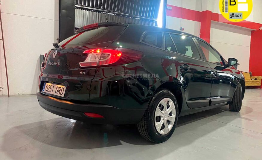 RENAULT Megane Grand Tour Emotion 2008 1.5DCI105 eco2