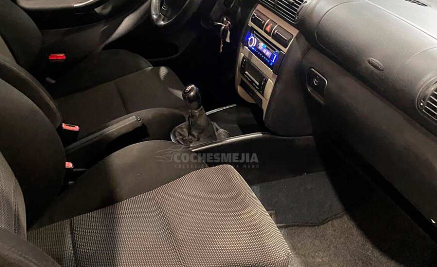 SEAT León 1.6 Stella