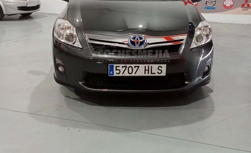 TOYOTA Auris Hybrid Active