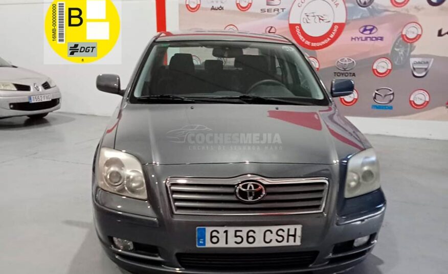 Toyota Avensis Sedán 1.8 VVTi Sol