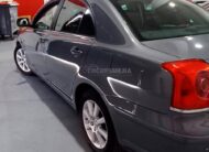 Toyota Avensis Sedán 1.8 VVTi Sol