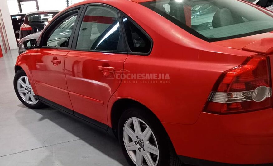 VOLVO S40 1.6D Momentum