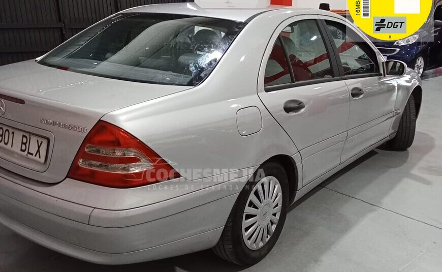 MERCEDES BENZ Clase C C 200 K CLASSIC