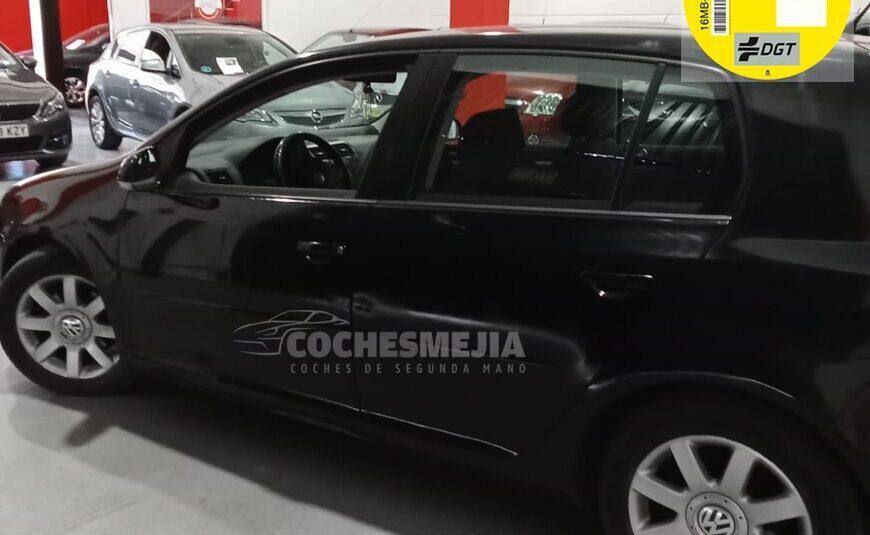VOLKSWAGEN Golf 1.9 TDI Trendline