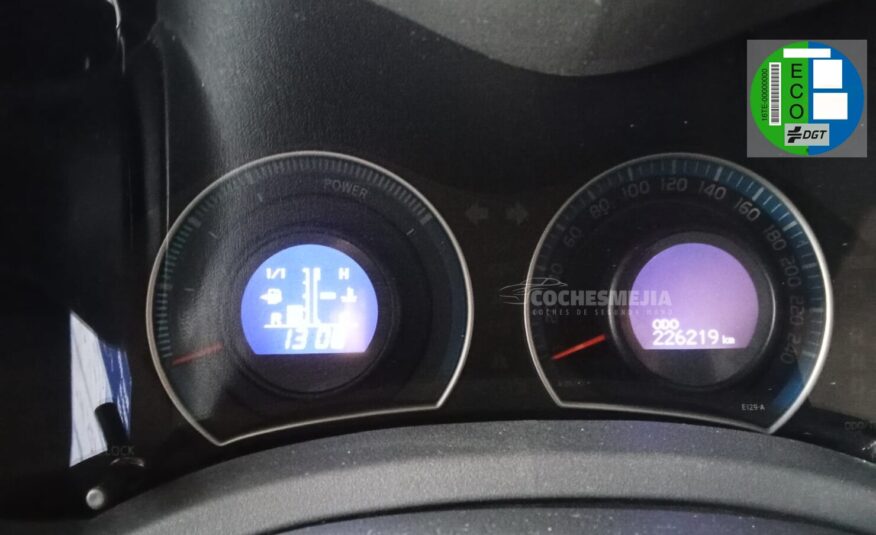 TOYOTA Auris 1.8 Hibrido Active