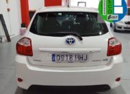 TOYOTA Auris 1.8 Hibrido Active