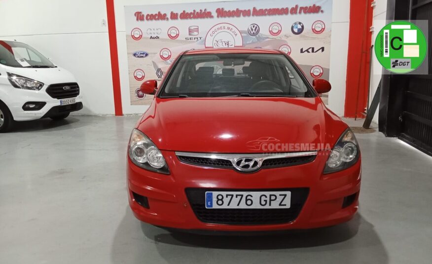 HYUNDAI i30 1.4 CVVT Classic