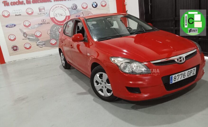 HYUNDAI i30 1.4 CVVT Classic