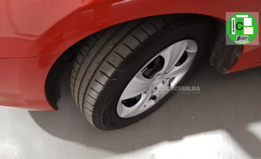 HYUNDAI i30 1.4 CVVT Classic