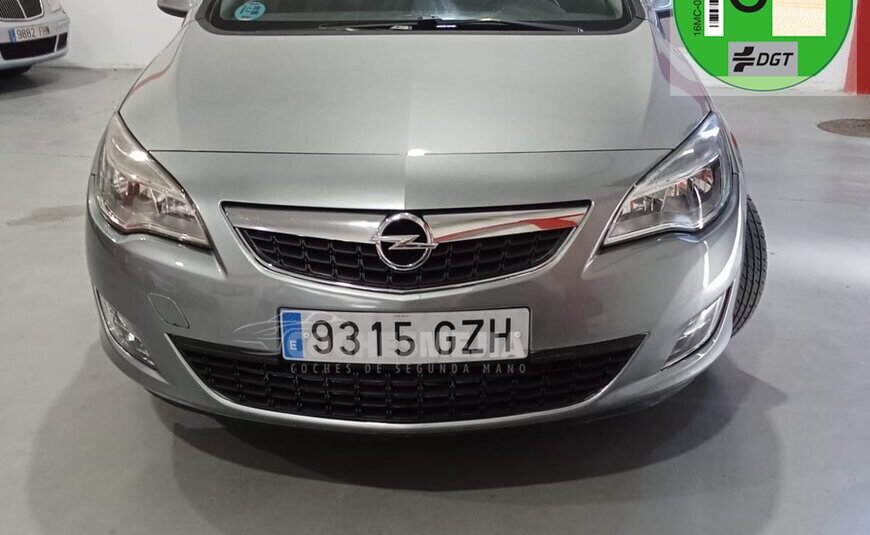 OPEL Astra 1.6 Enjoy