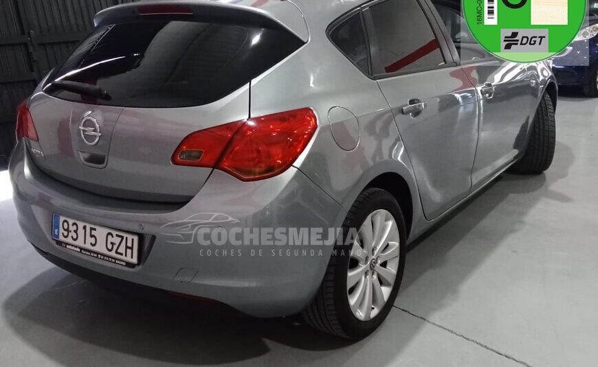 OPEL Astra 1.6 Enjoy
