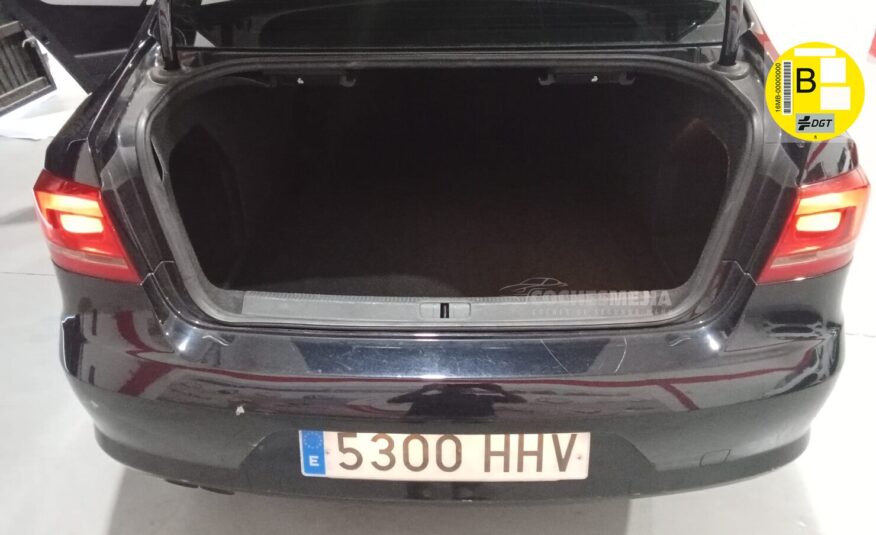 VOLKSWAGEN Passat 2.0 TDI 140 DSG Highline BlueMotion Tech