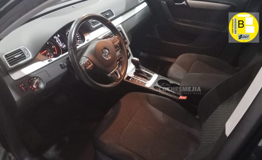 VOLKSWAGEN Passat 2.0 TDI 140 DSG Highline BlueMotion Tech