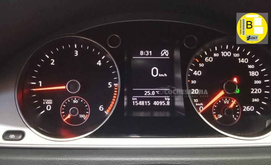 VOLKSWAGEN Passat 2.0 TDI 140 DSG Highline BlueMotion Tech