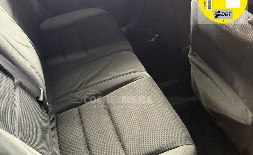 HONDA Civic 1.6i VTEC S
